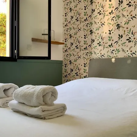빌라 La Blanca - Elegance Between Town And Scrubland! Corconne
